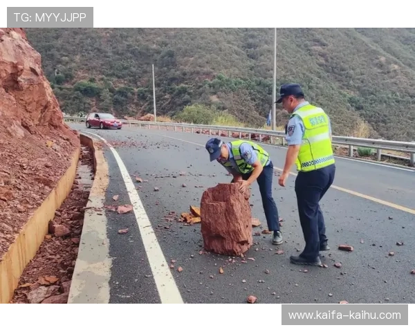 福彩快三在线平台安全可靠，提供多样化玩法和实时开奖信息，保障玩家权益